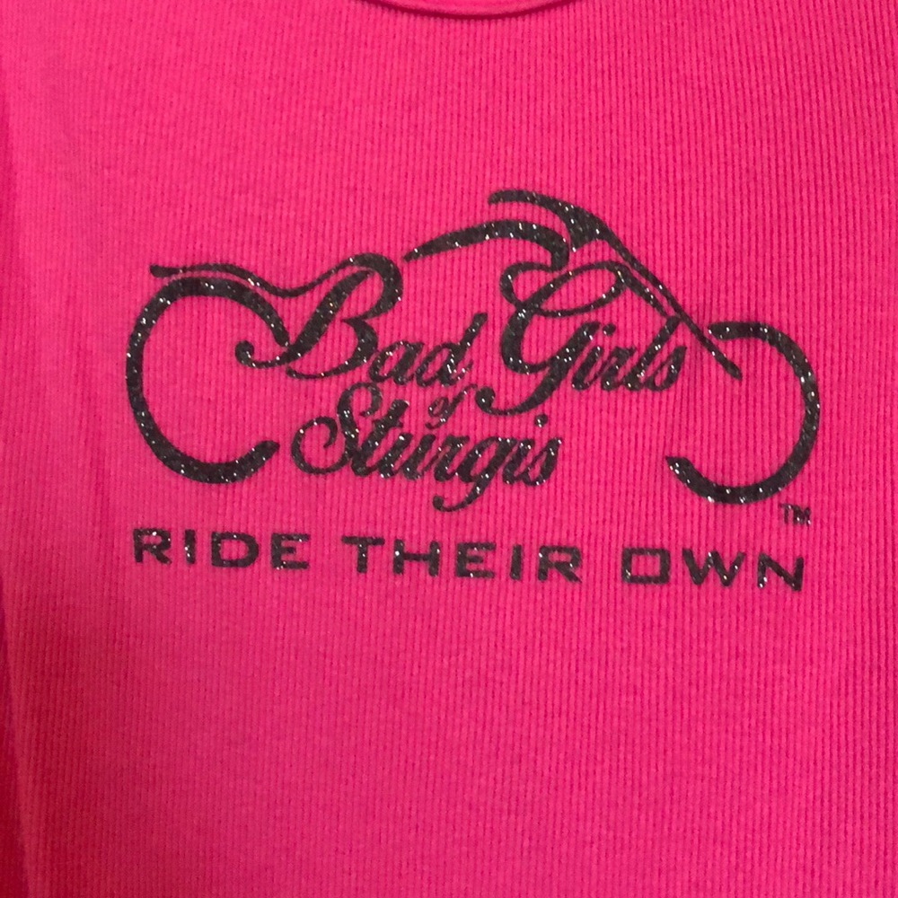 Like new lil Sturgis tank! Bright pink. Says XL but I would say M to L :)